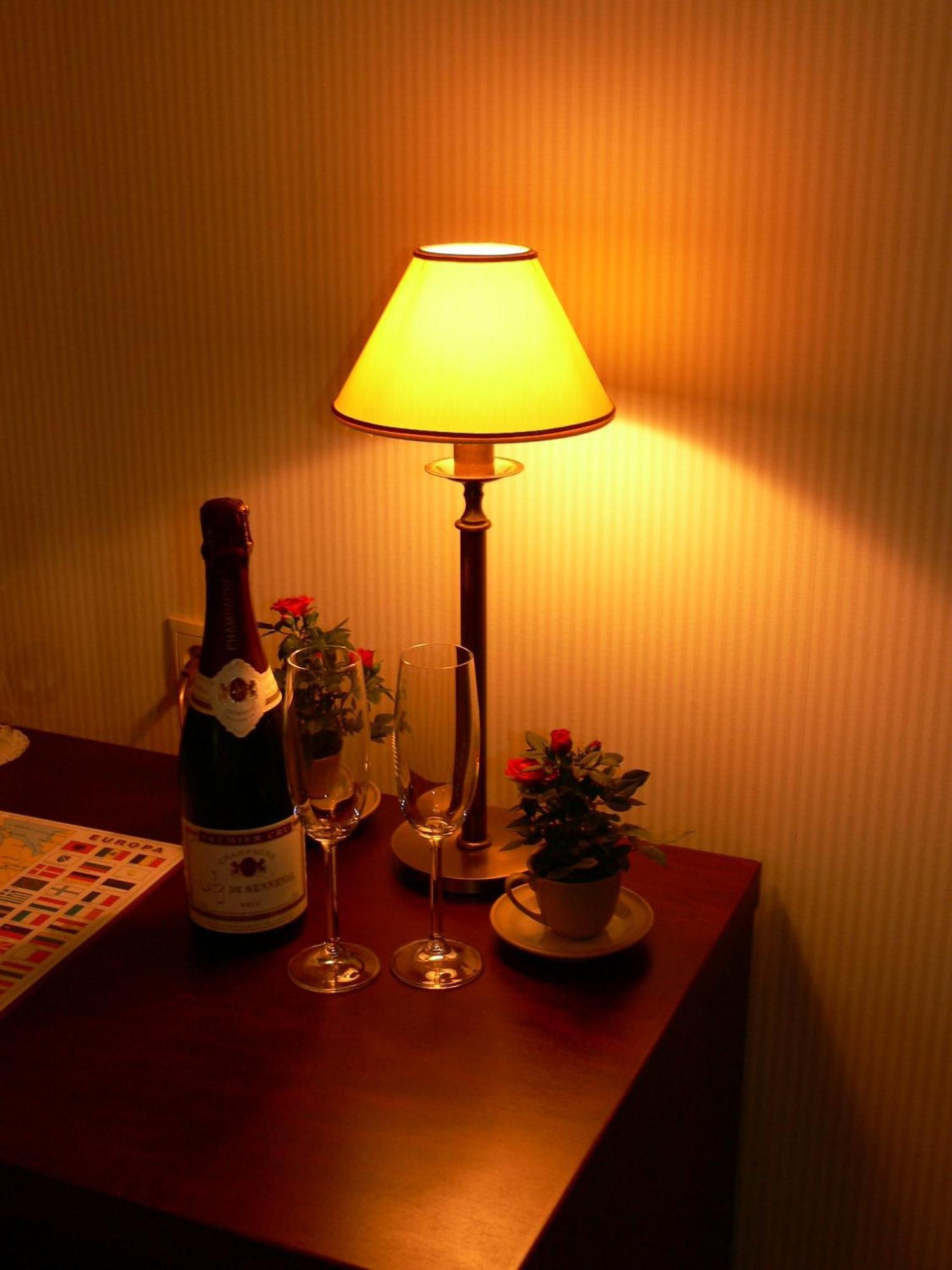 Hotel Prelude Knesselare Kültér fotó